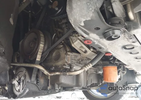 2013 Ford Focus Titanium z USA, uszkodzony, nr VIN 1FADP3N27DL220304